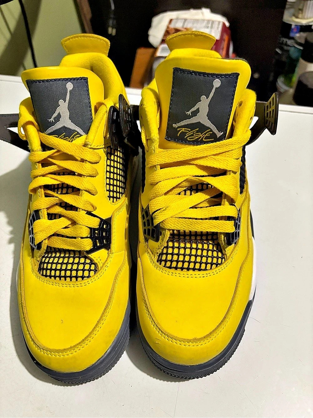 Jordan Air Jordan 4 Retro 'Lightning' Yellow & Black Sneakers